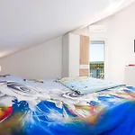 Cozy In With Wifi