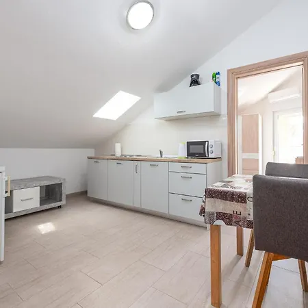 Apartmán Front In *